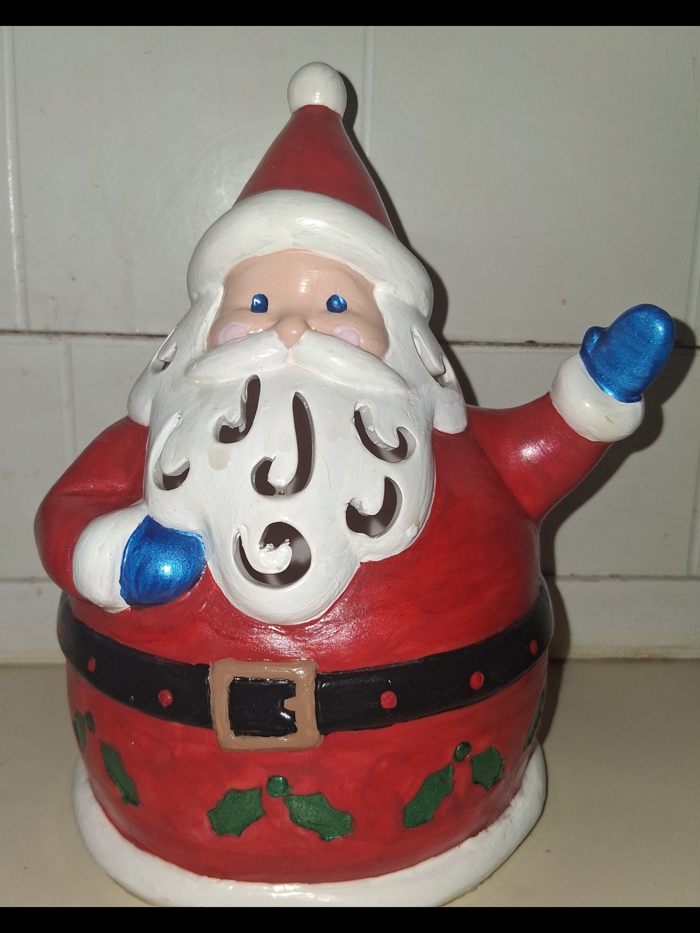 Ceramic Hand Painted Battery Light Up Santa Holiday Figurine Festive Home Accent